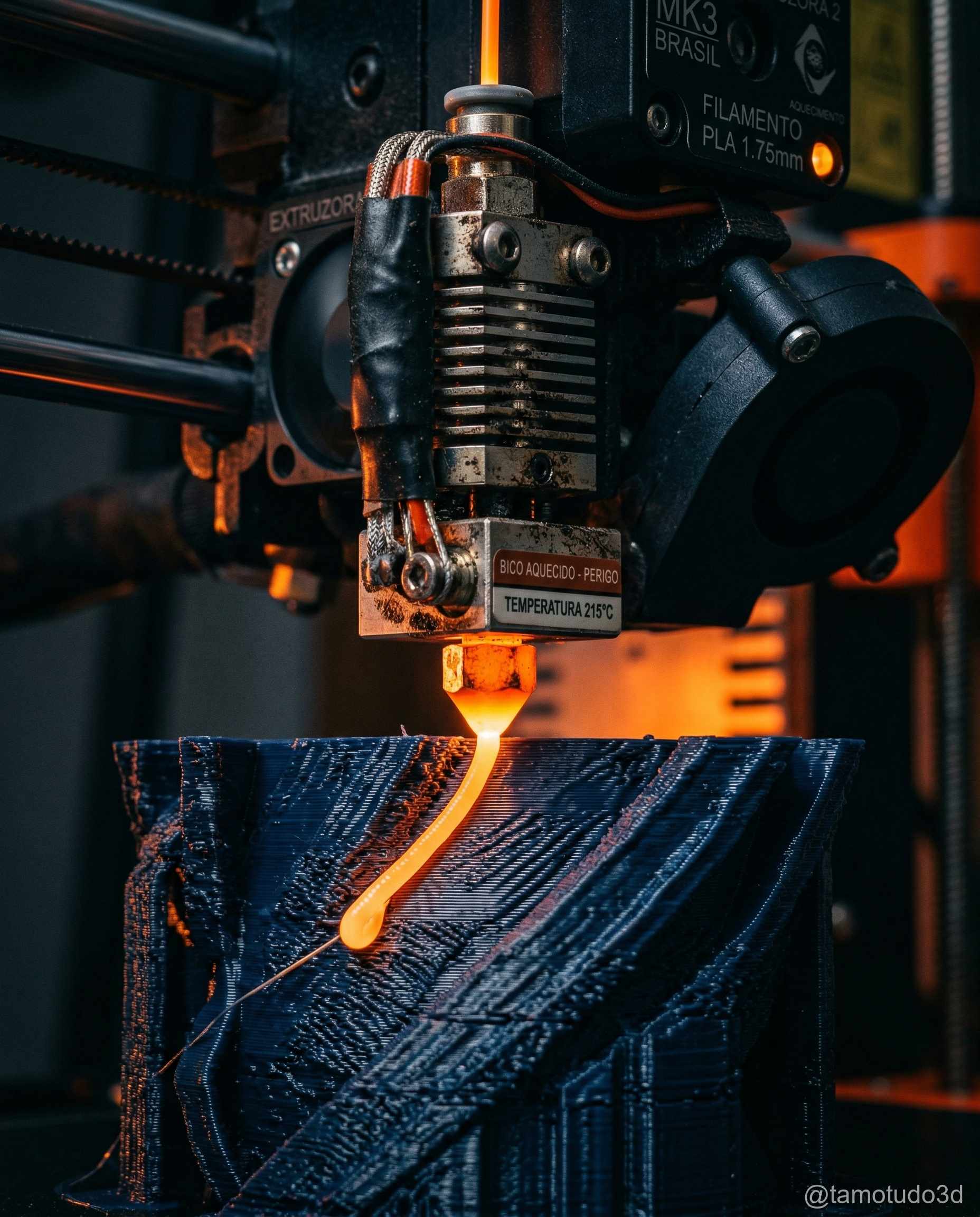 Configuração de temperatura 200 graus no slicer para filamento PLA
