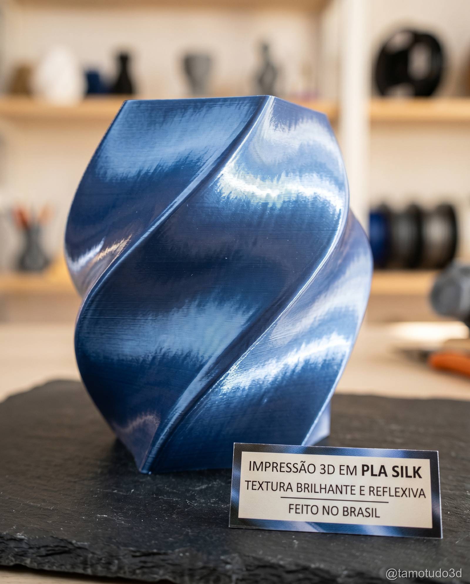 Peça 3D com acabamento brilhante efeito setim